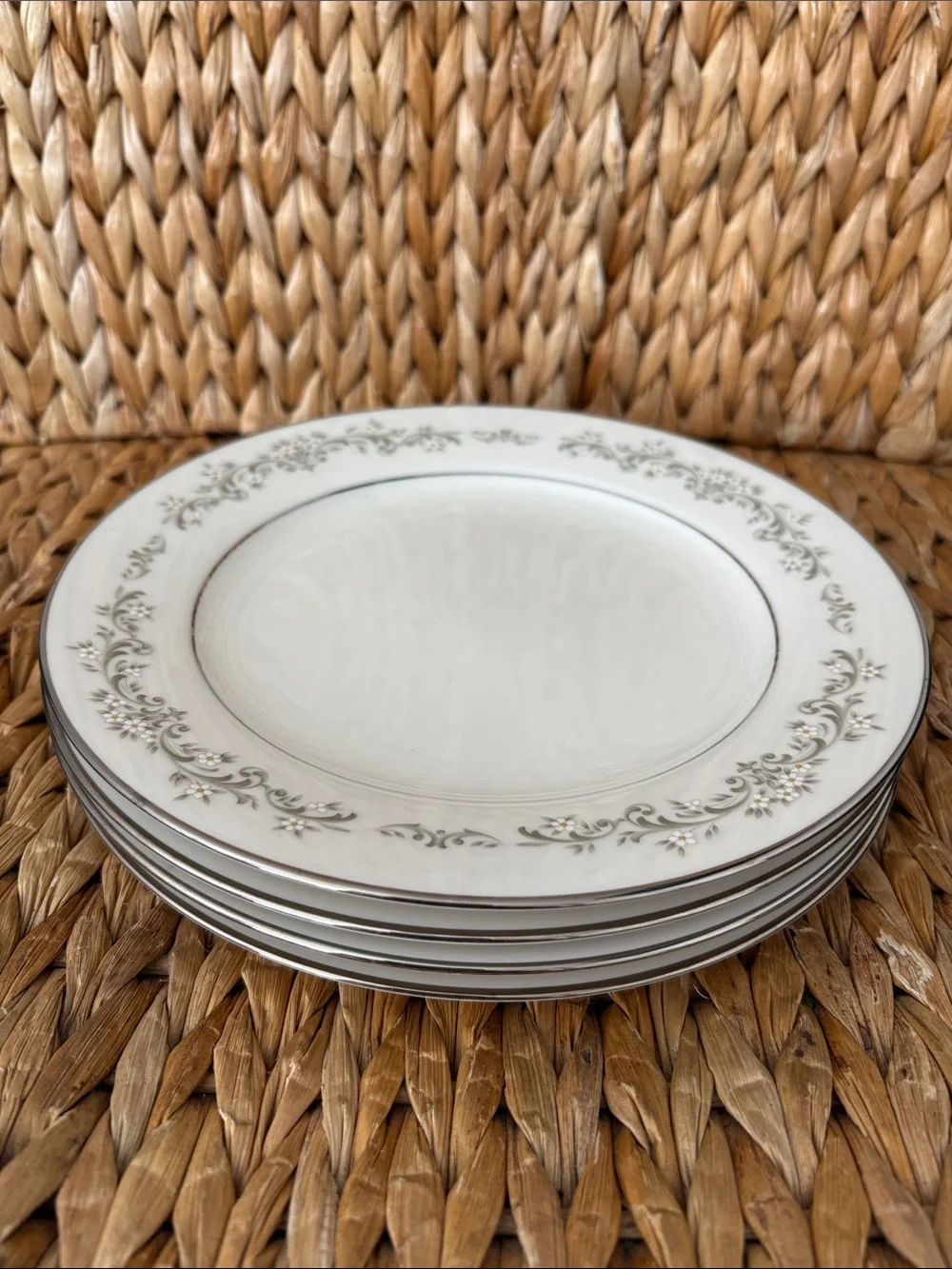 NORITAKE ‘Parkridge’ Salad Plate 8 3/8” (7561) Discontinued Japan